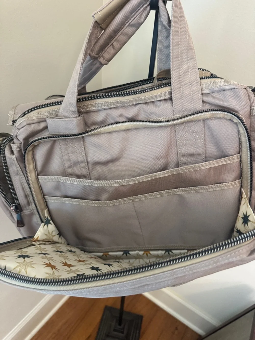 LUG Atlas Ultra X travel/work bag w/padded Laptop compartment